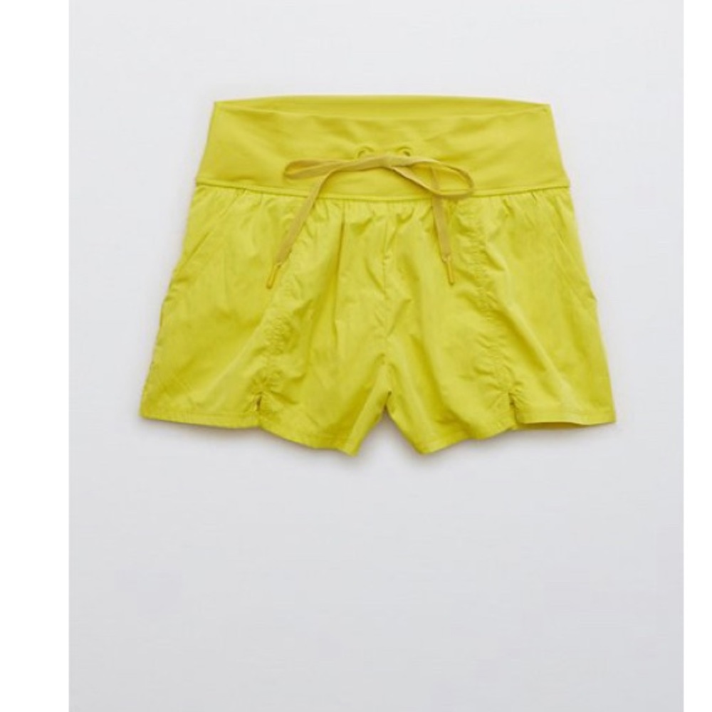 Offline by Aerie the hugger home run shorts size L new with tags